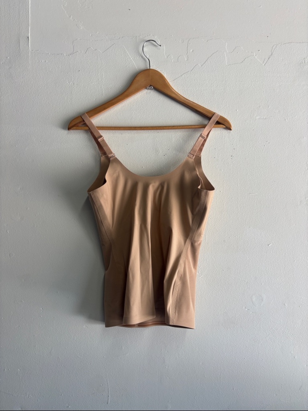 Honeylove Liftwear Camisole - Picture 4 of 5
